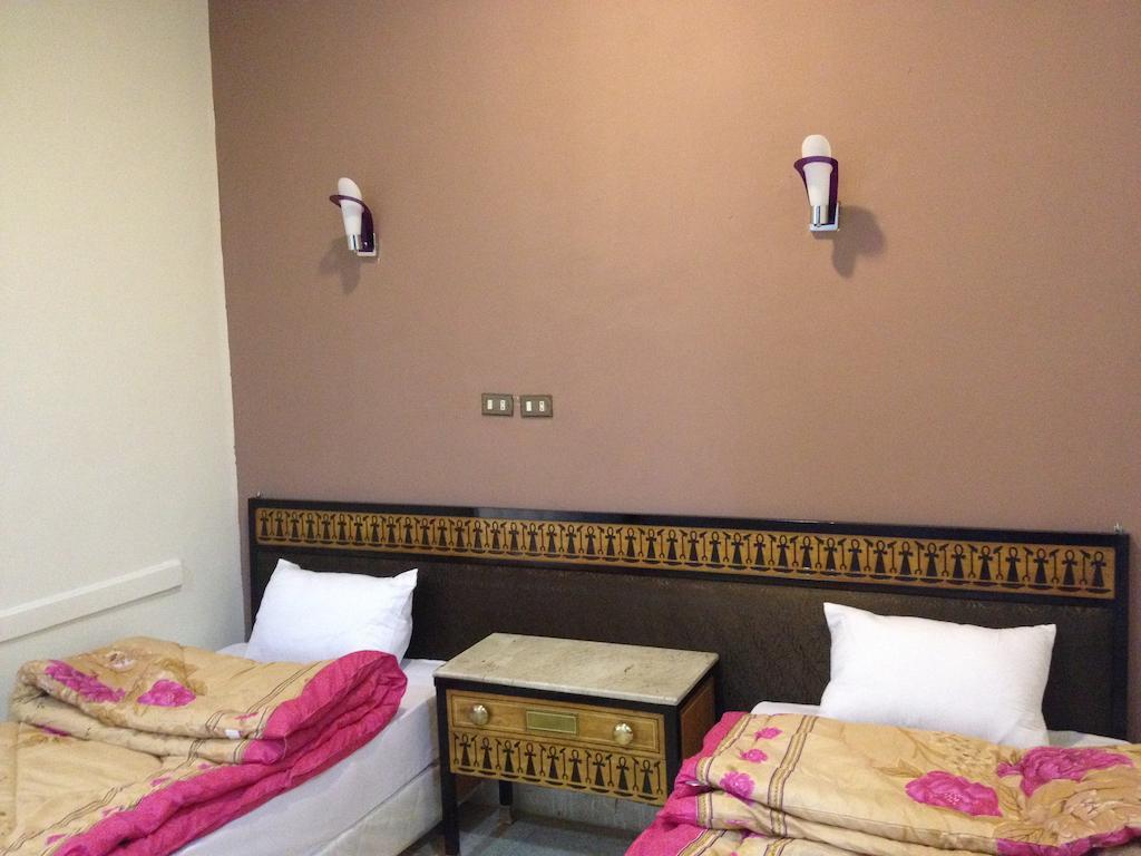 One Season Hostel Кайро Екстериор снимка