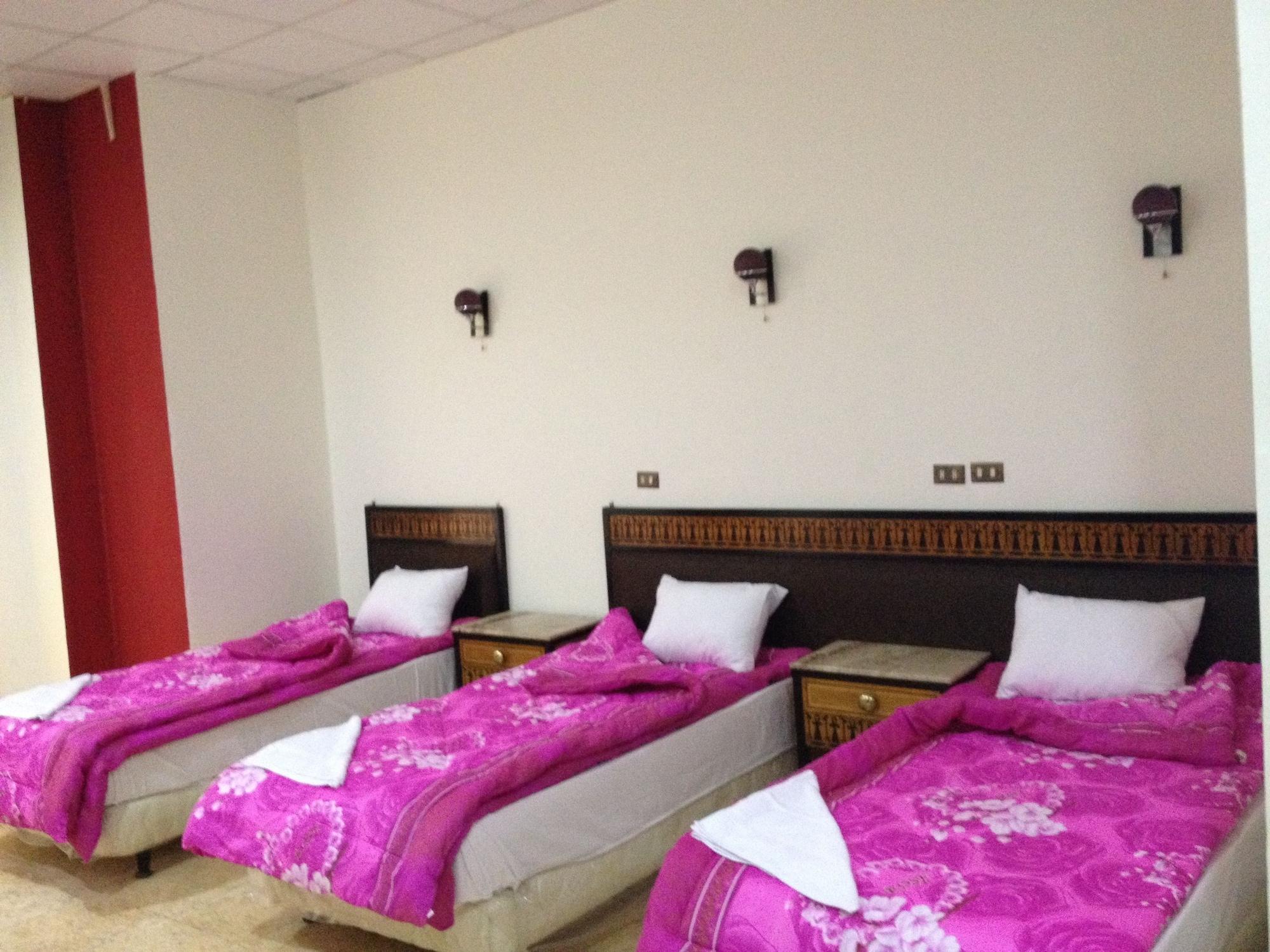 One Season Hostel Кайро Екстериор снимка